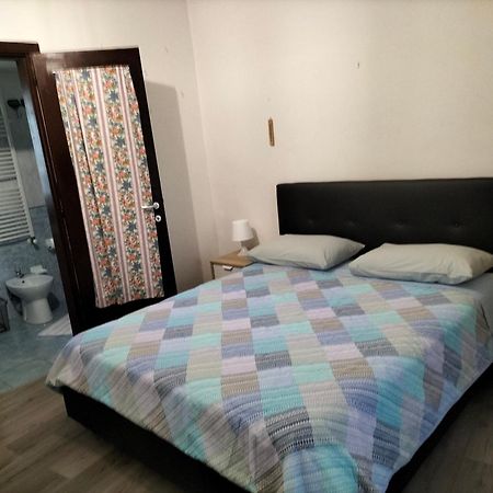 Appartamento monolocale Ferrera Bareggio Esterno foto
