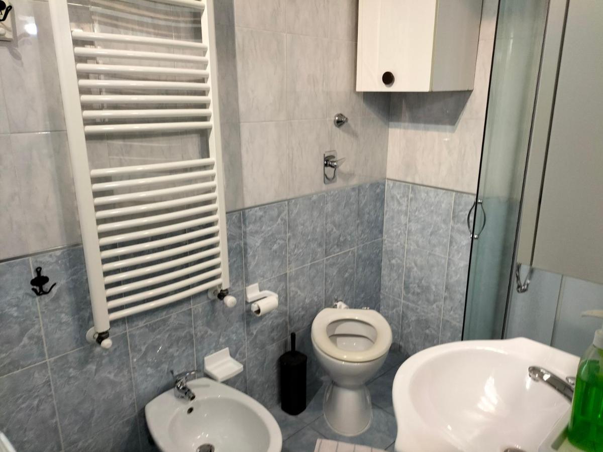 Appartamento monolocale Ferrera Bareggio Esterno foto