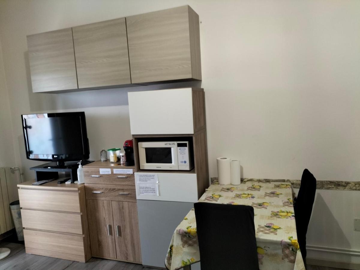 Appartamento monolocale Ferrera Bareggio Esterno foto
